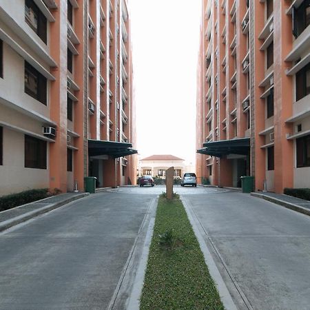 Reddoorz Plus @ Cuarto Verde Staycation Las Piñas Eksteriør billede