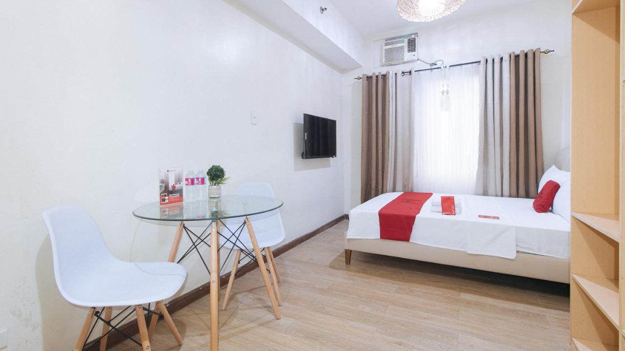 Reddoorz Plus @ Cuarto Verde Staycation Las Piñas Eksteriør billede