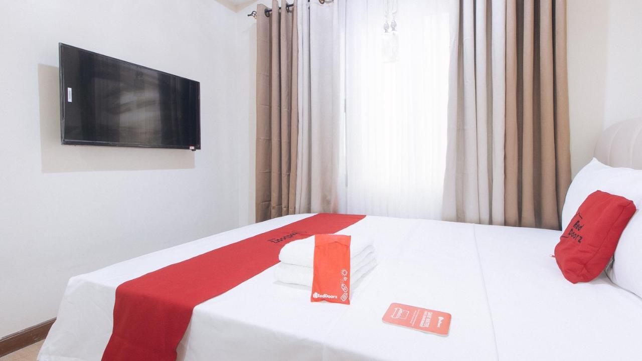Reddoorz Plus @ Cuarto Verde Staycation Las Piñas Eksteriør billede