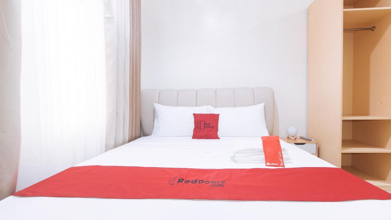 Reddoorz Plus @ Cuarto Verde Staycation Las Piñas Eksteriør billede