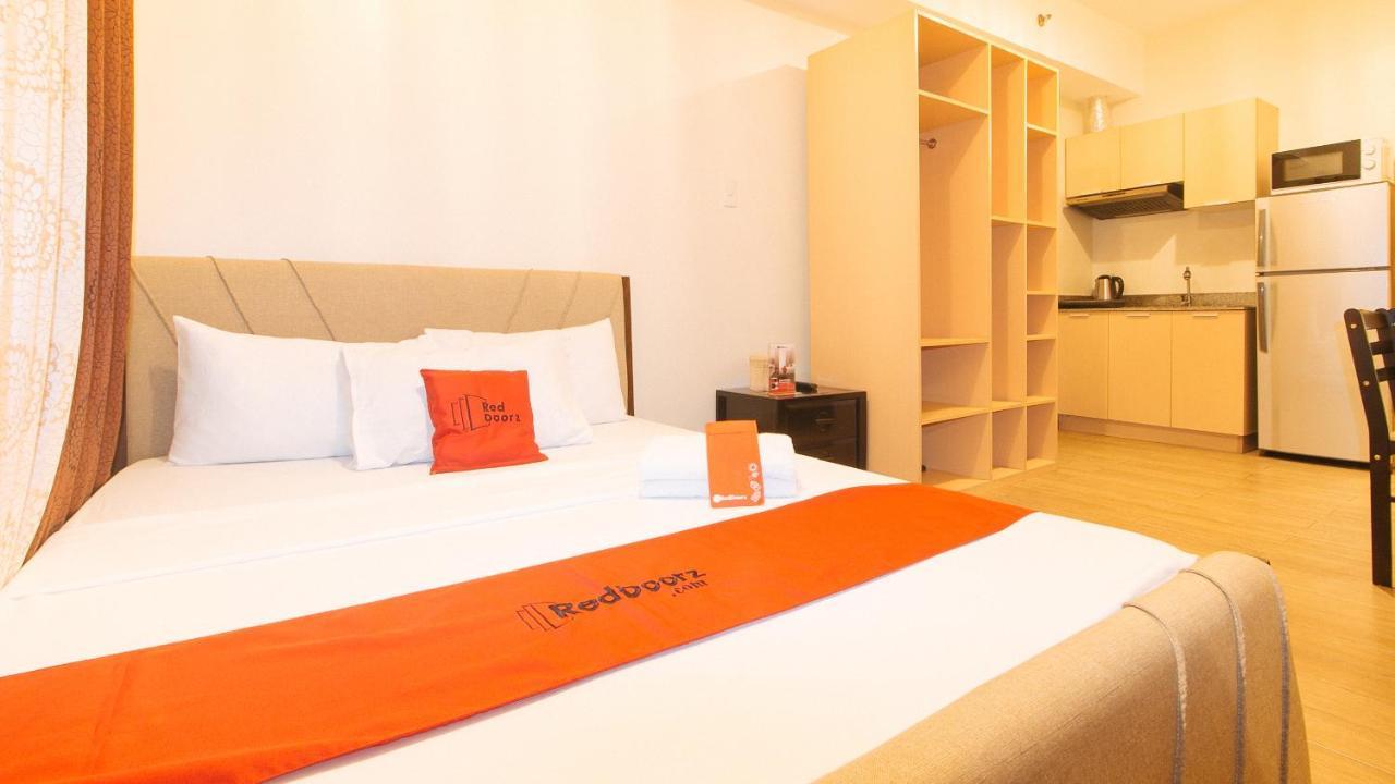 Reddoorz Plus @ Cuarto Verde Staycation Las Piñas Eksteriør billede