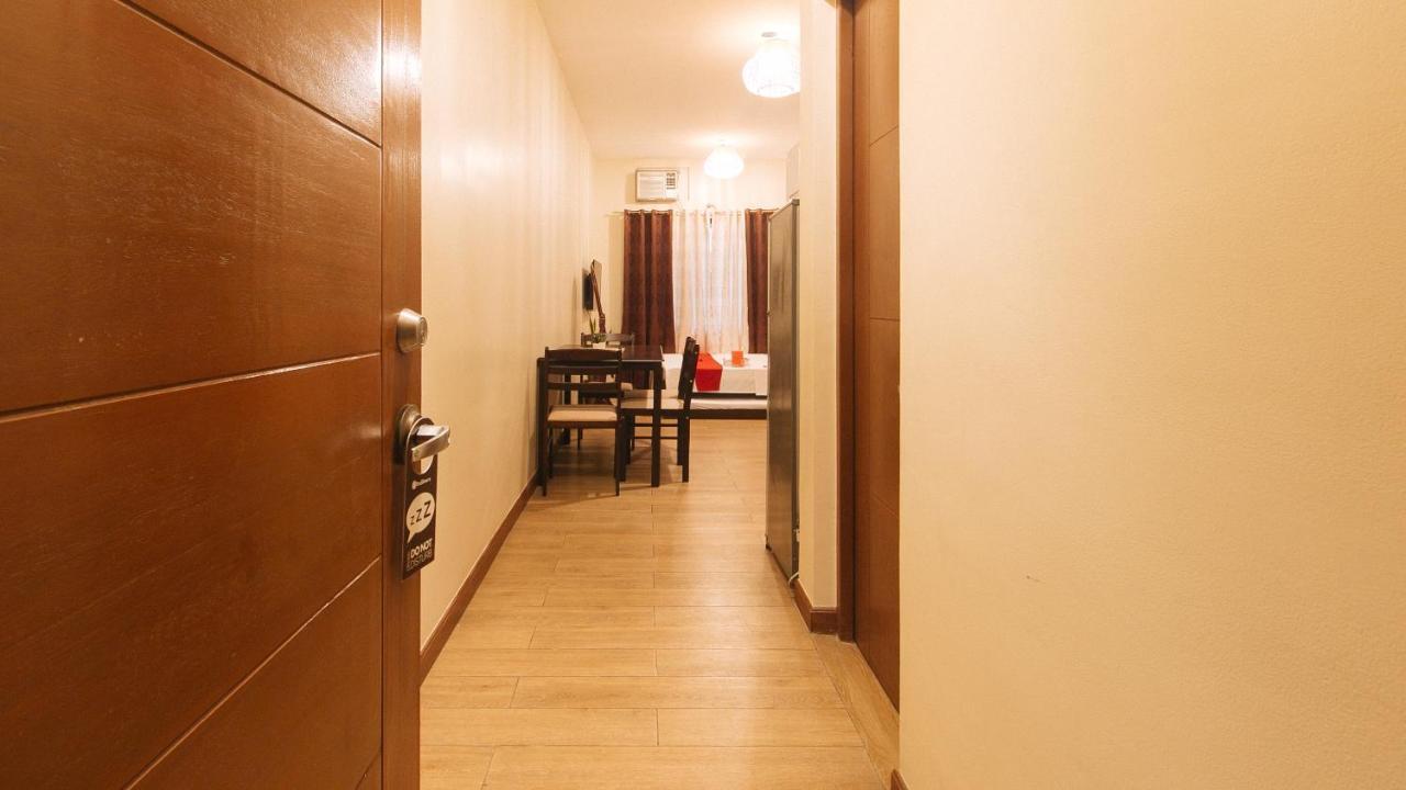 Reddoorz Plus @ Cuarto Verde Staycation Las Piñas Eksteriør billede