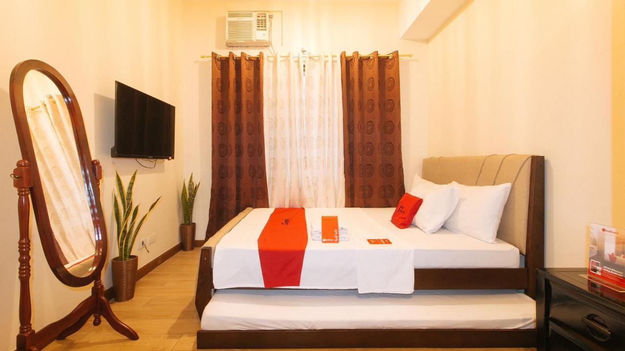 Reddoorz Plus @ Cuarto Verde Staycation Las Piñas Eksteriør billede