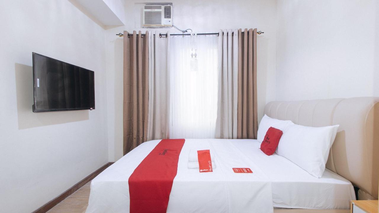 Reddoorz Plus @ Cuarto Verde Staycation Las Piñas Eksteriør billede
