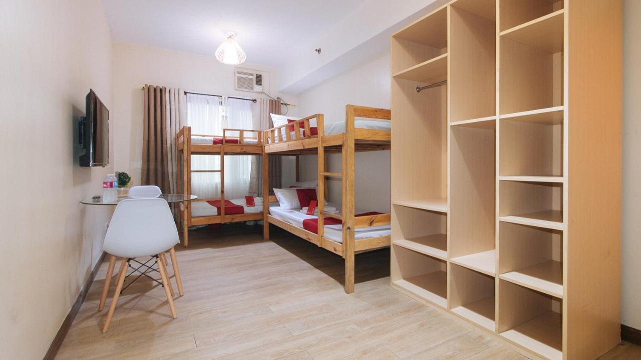 Reddoorz Plus @ Cuarto Verde Staycation Las Piñas Eksteriør billede
