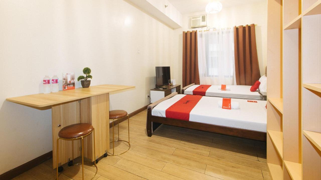 Reddoorz Plus @ Cuarto Verde Staycation Las Piñas Eksteriør billede